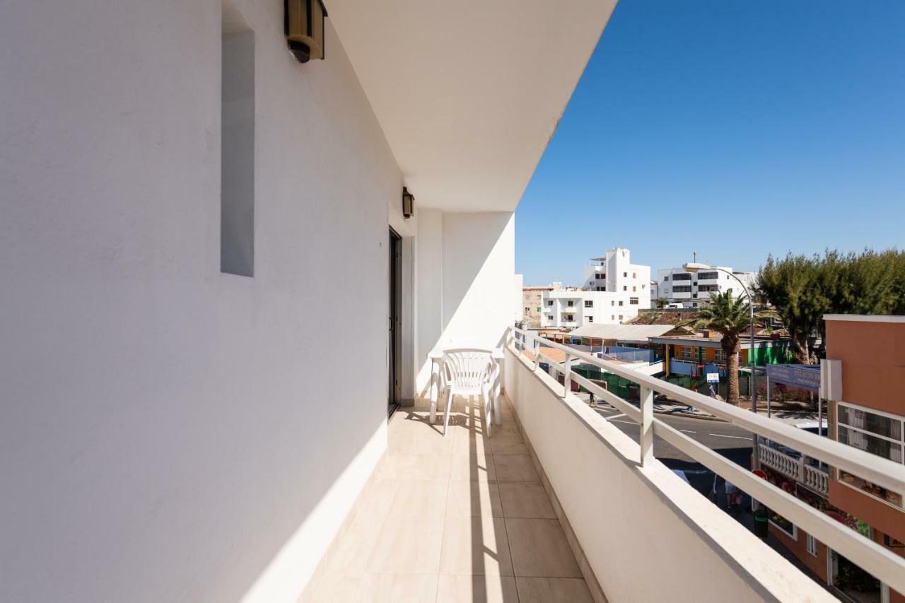 Apartment 2 Min Walk To - Private Terrace - Some With Sea Views La Playa de Arguineguin