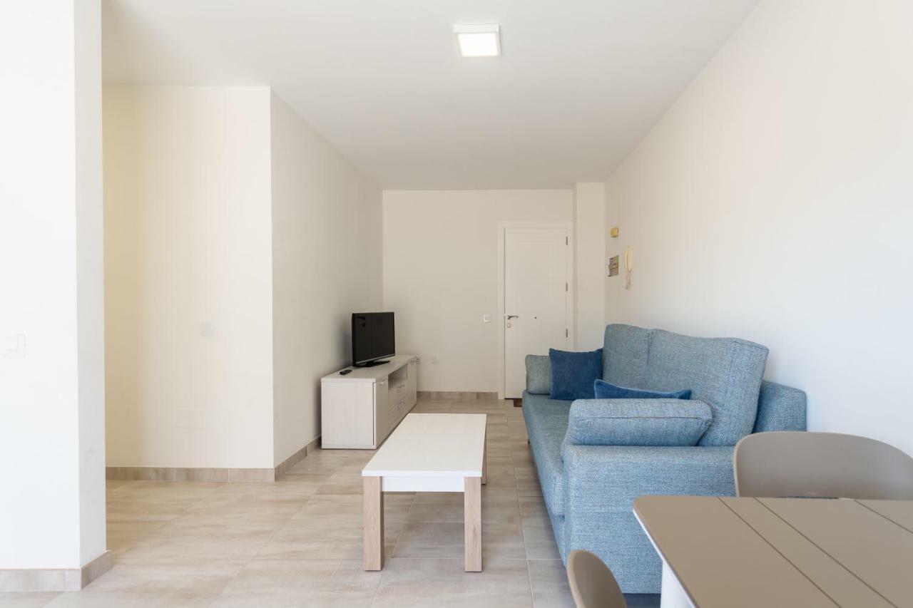 Appartement 2 Min Walk To - Private Terrace - Some With Sea Views