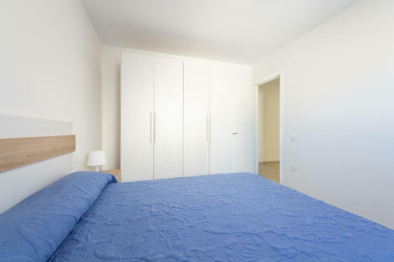 2 Min Walk To - Private Terrace - Some With Sea Views Apartment